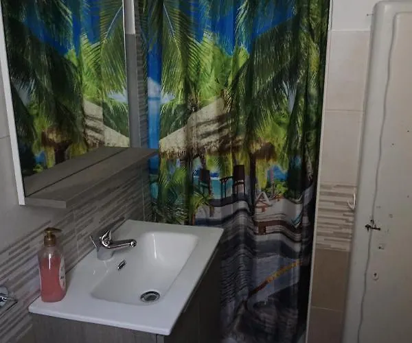 Apartment La Muraglia